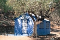 Xeni Camp & Bungalows in  Paralia Vergas, Messinia, Peloponesse