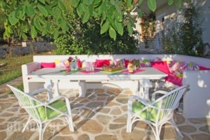 Sklavos Studios_best deals_Hotel_Sporades Islands_Skiathos_Skiathoshora