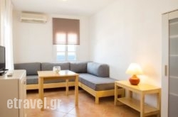 Janos Studios and Apartments in Rovies, Evia, Central Greece