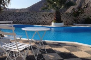 Bluelife_holidays_in_Hotel_Cyclades Islands_Sandorini_Emborio