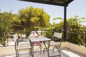 Studio Paul'S_travel_packages_in_Cyclades Islands_Sandorini_Perissa