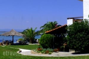 Christaras Apartments_travel_packages_in_Macedonia_Halkidiki_Vourvourou